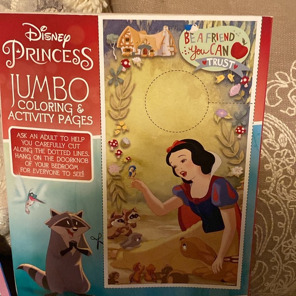 💚💙💛❤️NWT Disney Princess Jumbo Coloring & Activity Books - Set of two - Picture 3 of 7